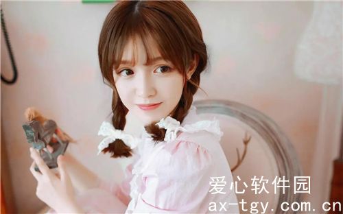 а√天堂资源在线中文再次被挤爆，网友：女主播颜值高！