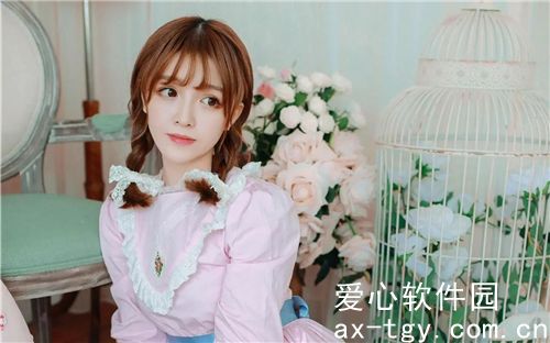 半夜打扑克疼软件精彩内容多？网友：福利资源免费看！